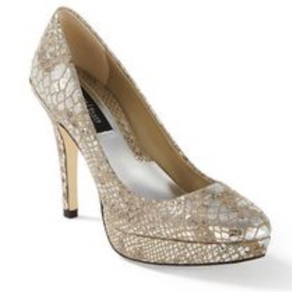 White House Black Market Shoes - White House Black Market Snowflake Pumps 9 Heels